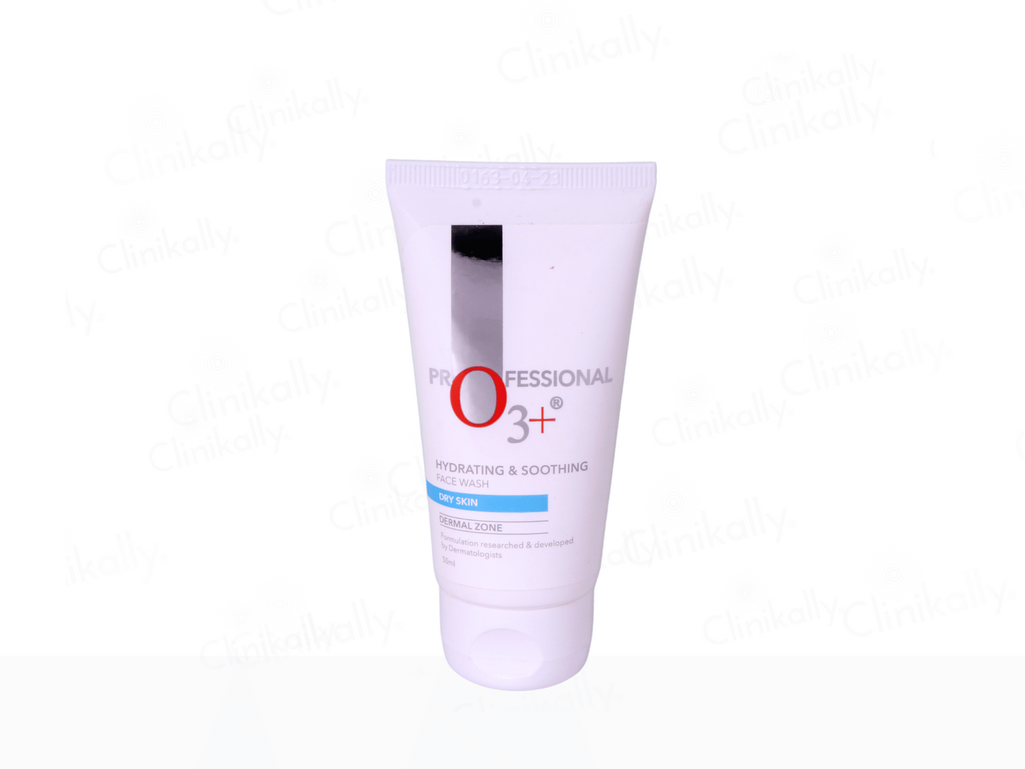 O3+ Hydrating & Soothing Face Wash for Dry Skin