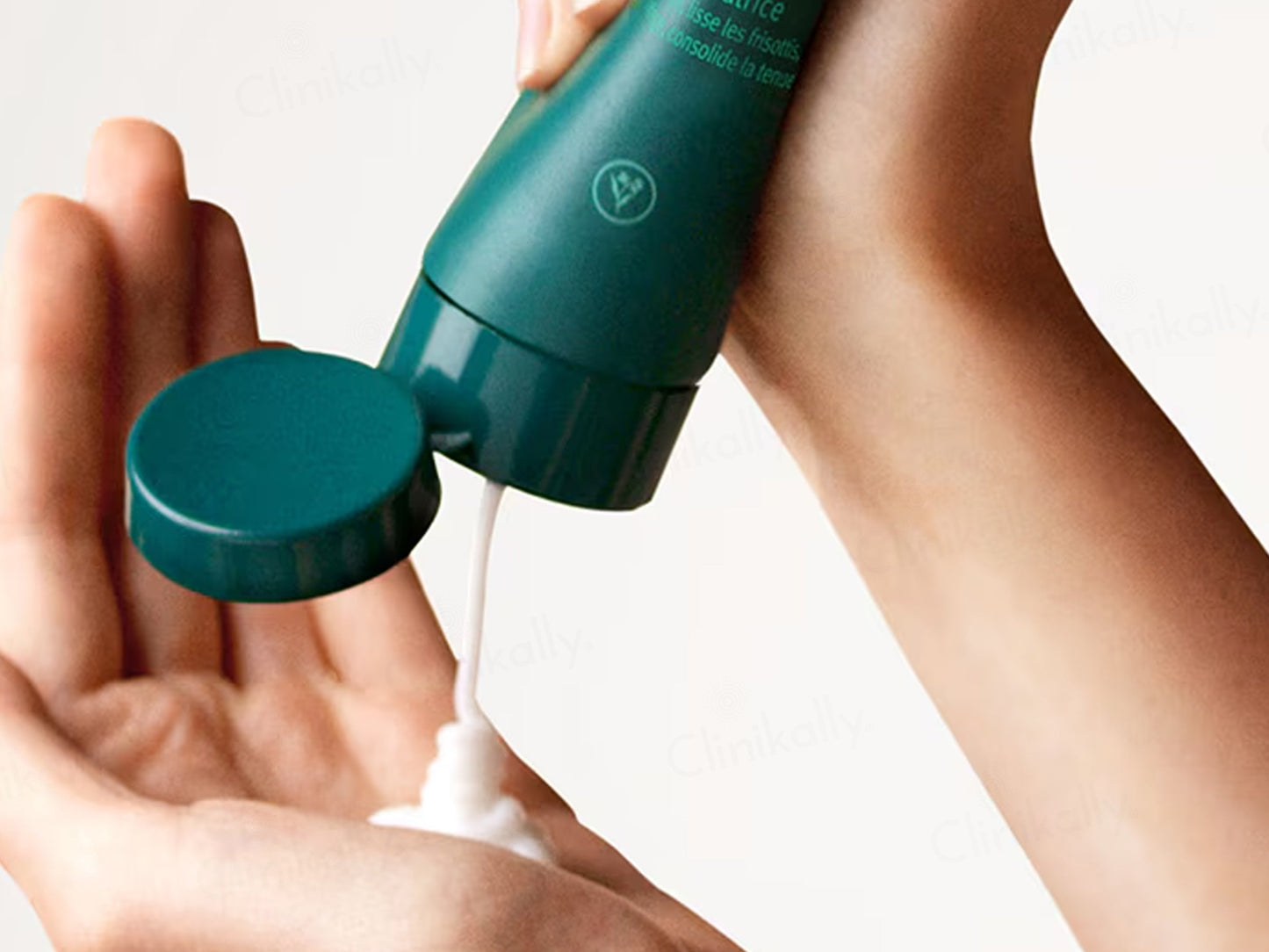 Aveda Botanical Repair Bond-Building Styling Creme
