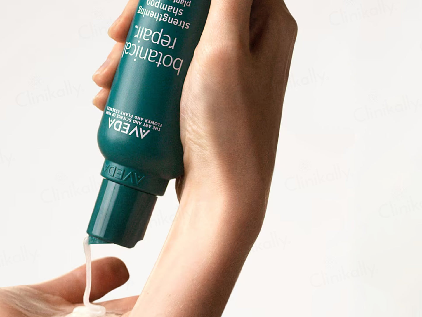 Aveda Botanical Repair Strengthening Shampoo
